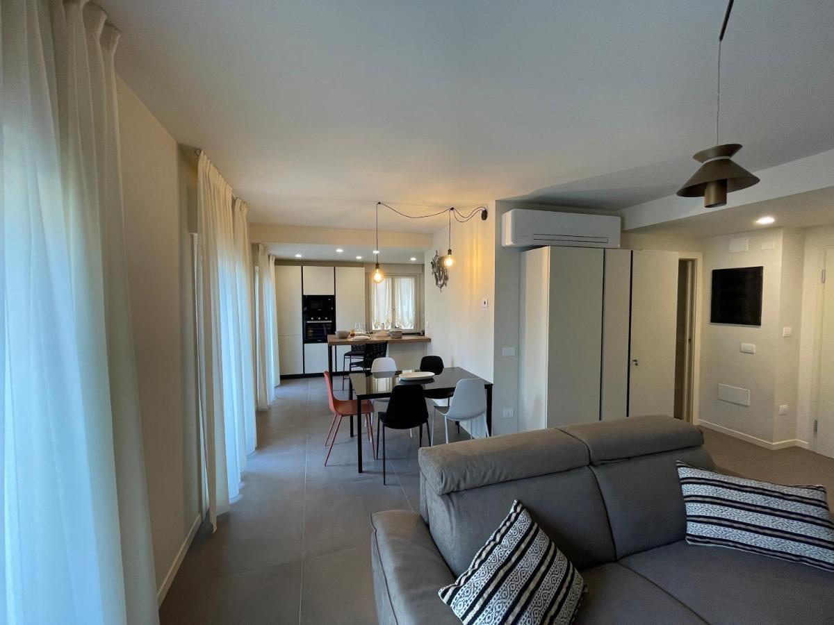 Lucia Holiday Apartments Lazise Exterior foto