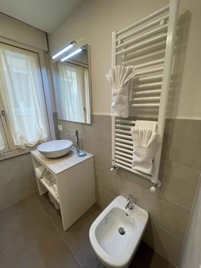 Lucia Holiday Apartments Lazise Exterior foto